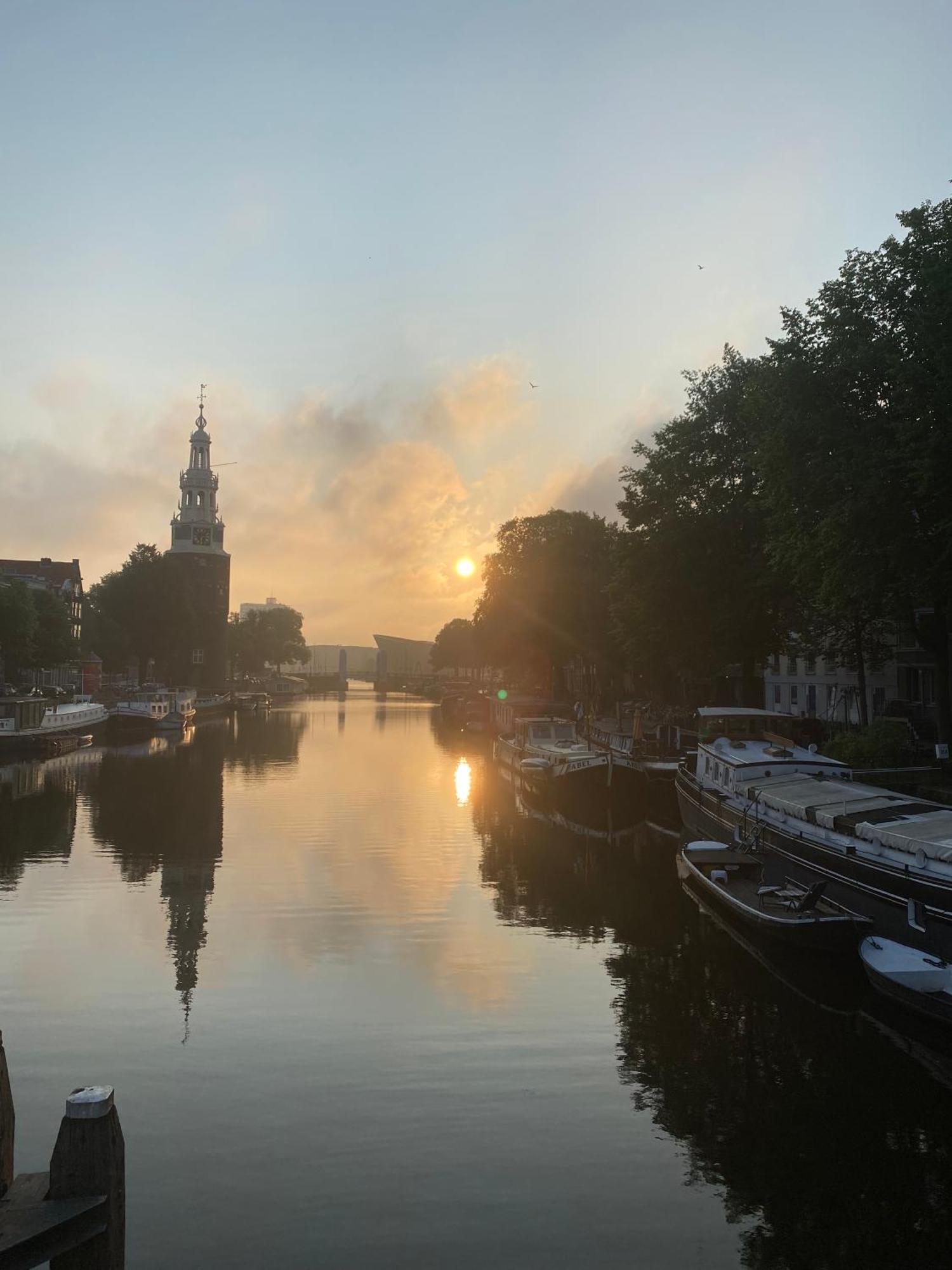 Amsterdam Center - Houseboat B&B By Captain Ricard Eksteriør billede